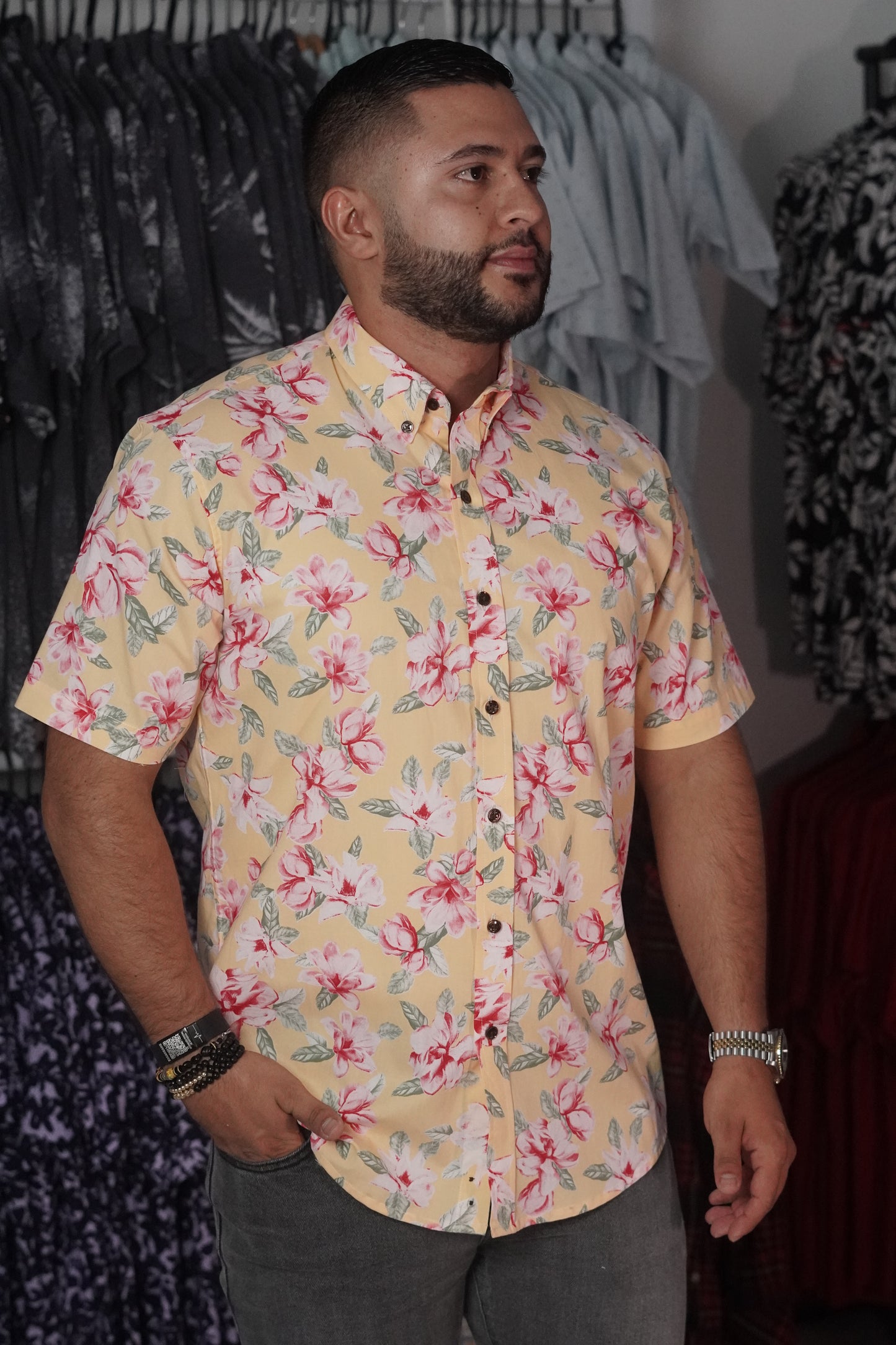 Camisa manga corta estampada amarilla